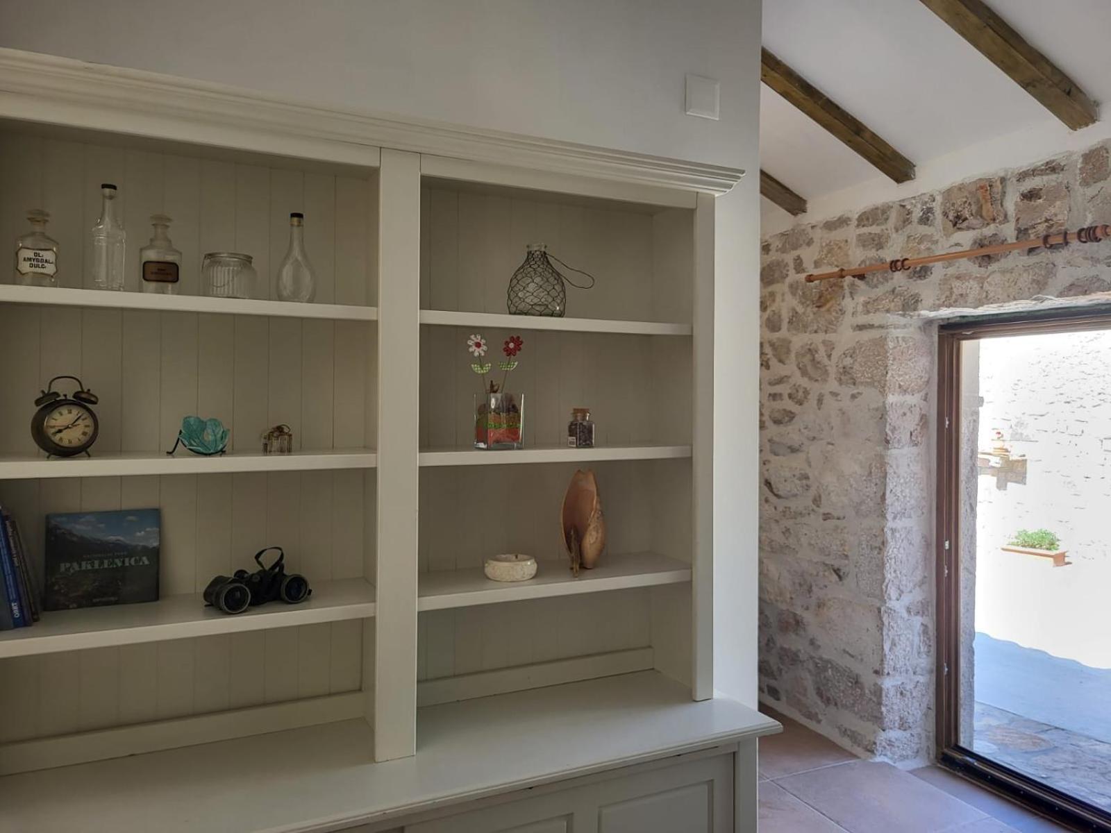 ヴィンイェラック Stone House Knezevicヴィラ エクステリア 写真